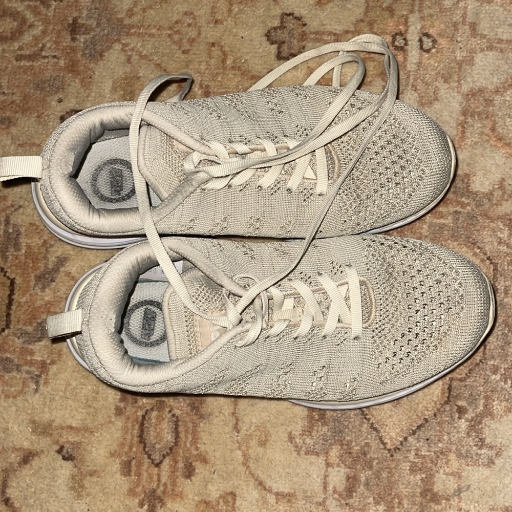 APL sneakers size 7 shimmery yellow beige color